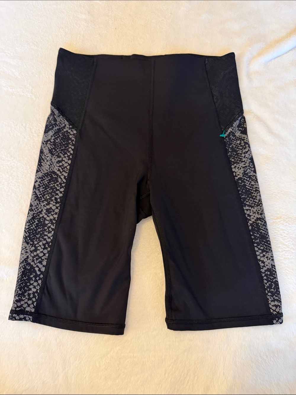 Athleta Black with Gray Pattern High-Rise Athletic Shorts